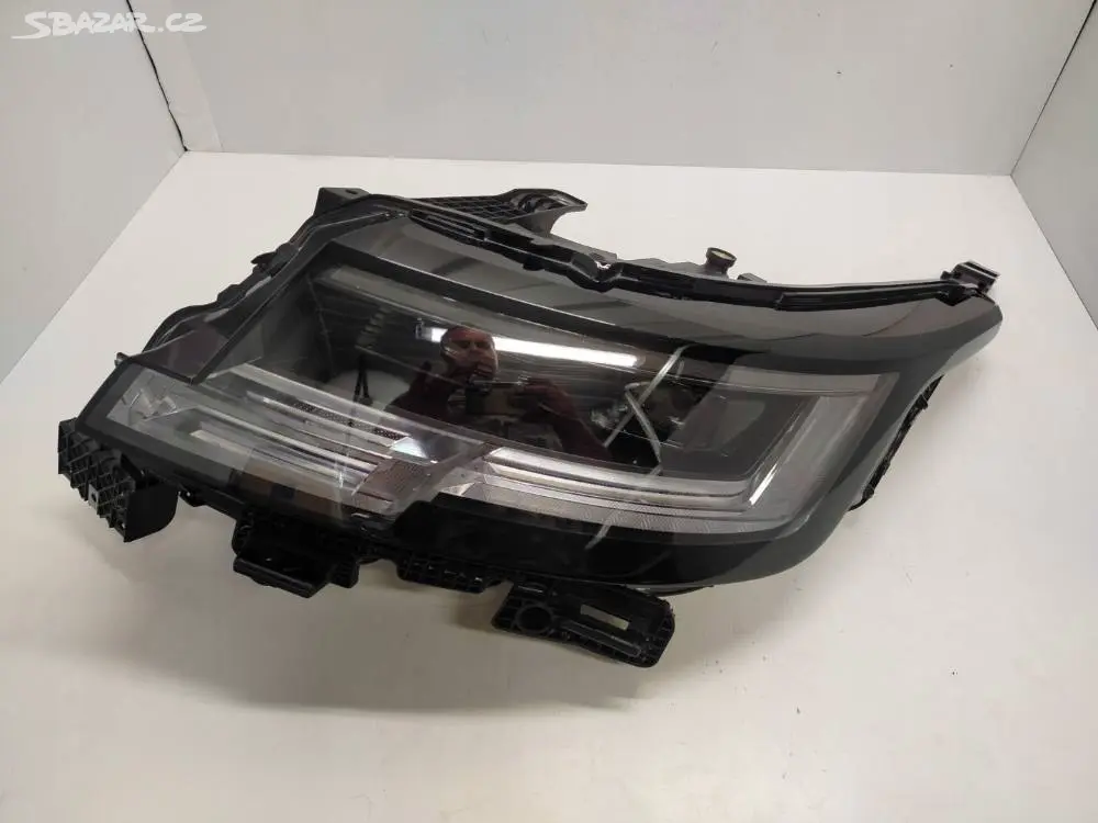 Náhled: Lampa Land Rover Range Rover L460 levá Idealna